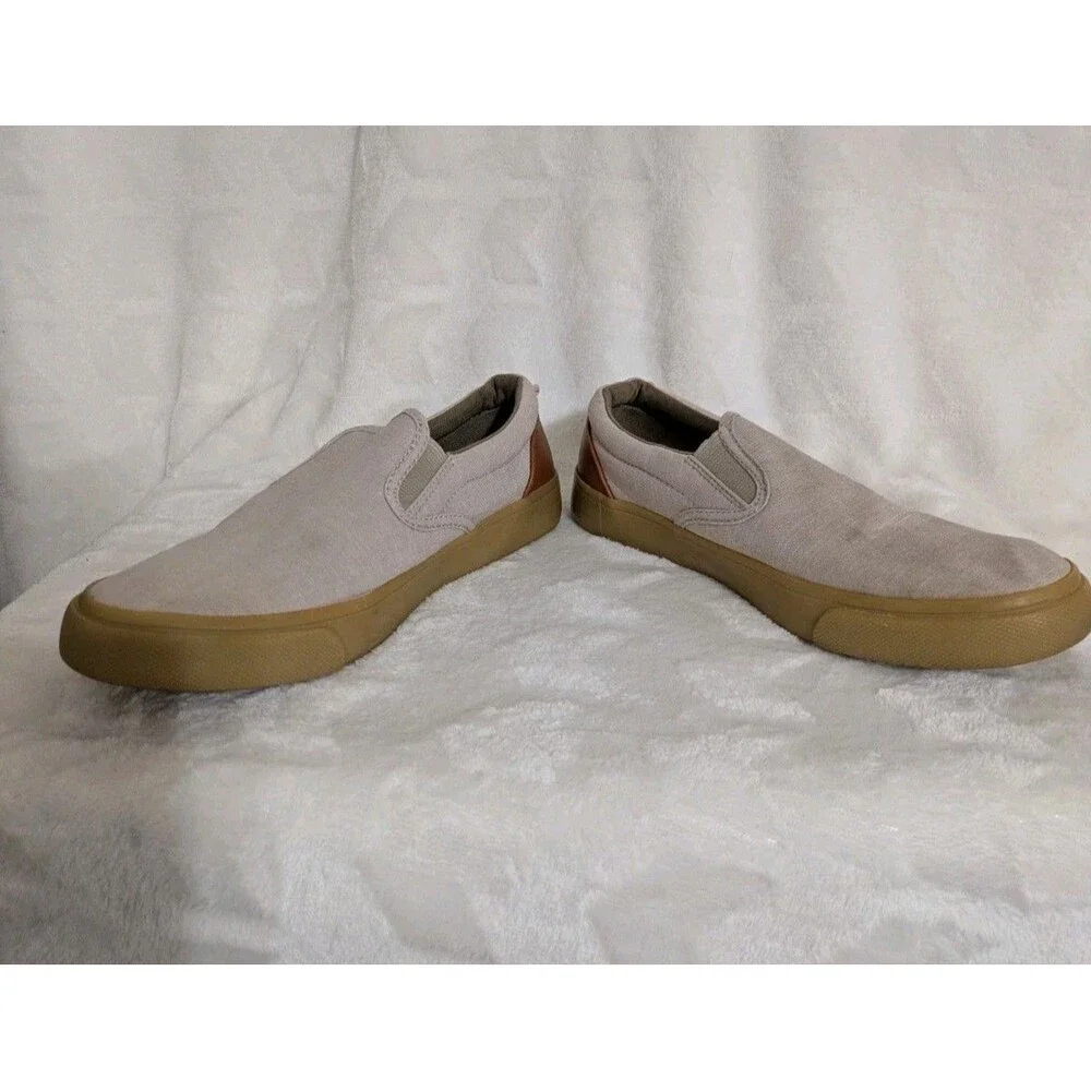 Youth Boy's Old Navy Slip On Canvas Sneakers - Size 6
